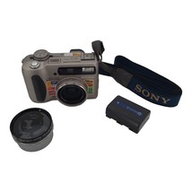 Sony Cyber Shot DSCS75 3.3MP Digital Camera Silver Carl Zeiss Lens Untested - £19.71 GBP