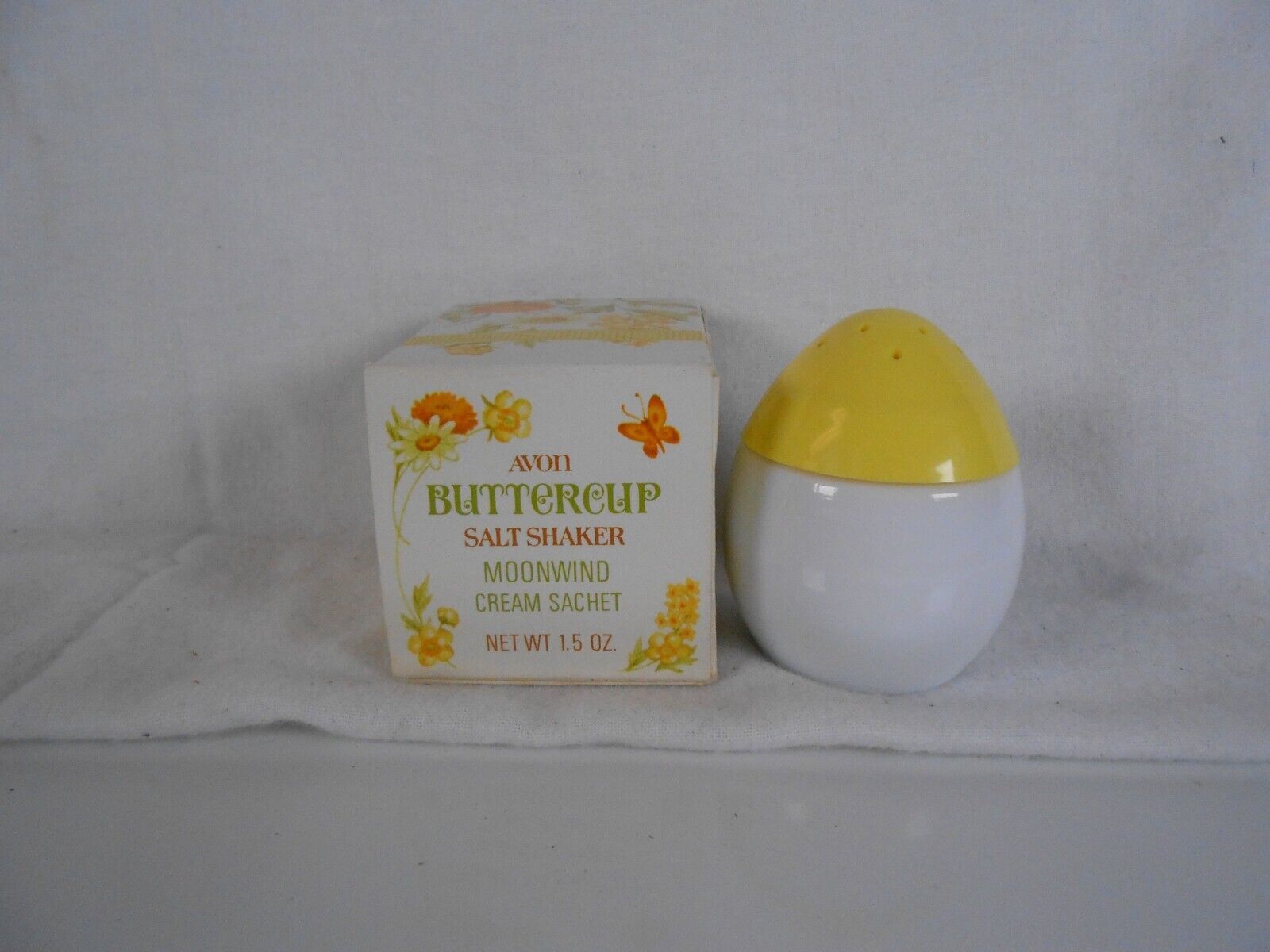 Vintage Avon Buttercup Salt Shaker Moonwind Cream Sachet New Old Stock - $7.70