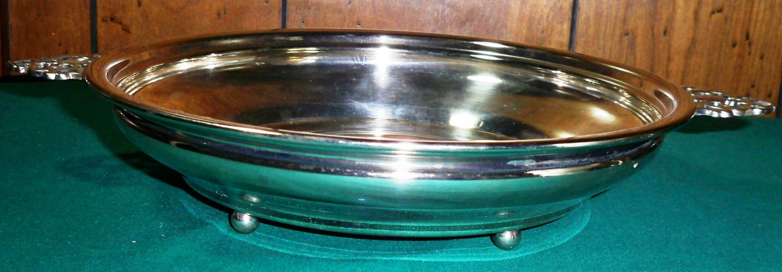 Primary image for Vintage English Silver Mfg Corp Silverplate Footed Serving Bowl