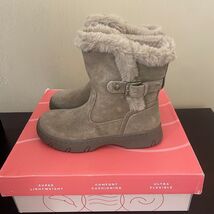 Easy Spirit Graye Womens Ankle Boots Medium Brown Suede Faux Fur Trim Si... - $35.43
