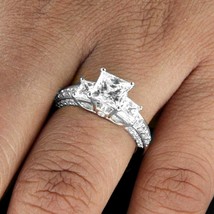 3.05 KT Diamante Taglio Princess Tre Stone Engagement Ring Massiccio Argento - £196.98 GBP