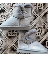 Kidgets ~ Silver ~ Faux Fur ~ Mid-Calf ~ Toddler Girls&#39; Size 8 ~ Lined B... - $42.10 CAD