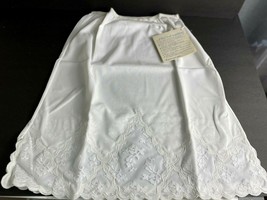 VTG 60s White Half Slip Lace Trim Petticoat Lingerie Underskirt Underwear Small  - £24.63 GBP