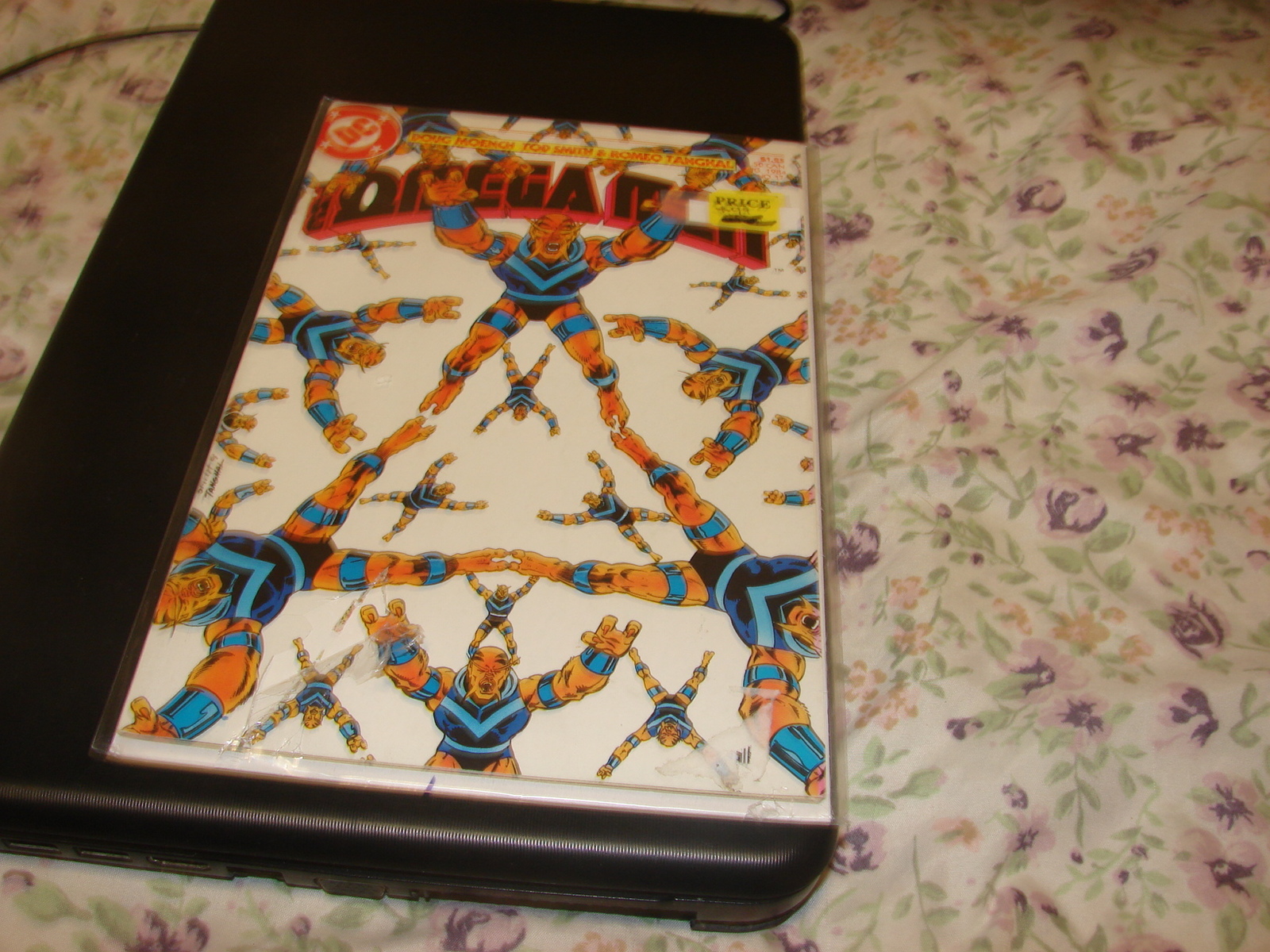 omega men /copper age comic / dc comics - $7.00