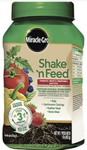 Miracle-Gro Shake &#39;N Feed Tomato, Fruit &amp; Vegetable Plant Food, 1 lb. 1 - £10.19 GBP