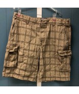 IZOD mens plaid 100% cotton cargo shorts size 40 - $26.93