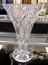 WATERFORD Signed Rock of Cashel 10&quot; Cut Glass Vase ca1980&#39;s - £140.48 GBP