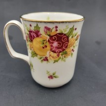 ROYAL ALBERT Mug  &quot;Old Country Roses Holiday&quot; 2006 Ornaments Holly Bone China - £22.76 GBP