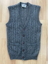 Men’s Wool Sweater Vest Gray Size L Westchester Classics 100% Shetland Mr Rogers - $21.64