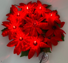 Lighted Red Poinsettia wreathe Christmas Electric Window Hanging Vintage - £5.51 GBP