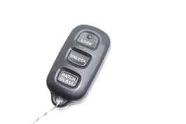 03-08 TOYOTA MATRIX KEY FOB Q3432 image 10