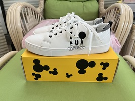 Pre OWNED/DISNEY X ALDO/MICKEY MOUSE/SHOES/WHITE - £150.29 GBP