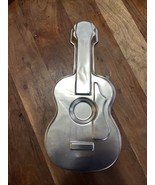 Guitar Cake Pan Vintage Wilton 502-925 Metal Pre-Owned 16”x8” - $177.33 MXN