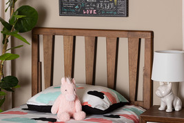Scarlette Ash Walnut Twin Size Headboard - $1,145.76 MXN