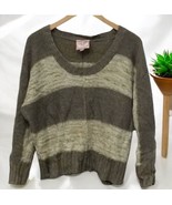 Romeo and Juliet Couture gray white striped sweater Women’s Size M Medium - $30.24 CAD