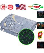 Soft and Cozy Glow in the Dark Gaming Blanket - Perfect for Bedtime Fun! - $959.90 MXN
