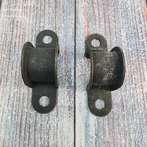 2x GM 15598271 95-98 Astro Safari Rear Suspension Stabilizer Bar Insulat... - $75.64 CAD