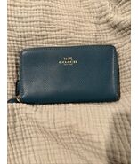 COACH  Zip Wallet Teal Pebble Leather - €34,00 EUR