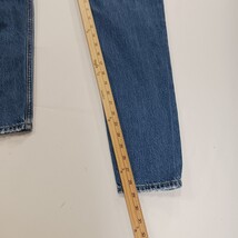 Levi's Premium Women's Blue Denim 80s Mom Distressed Jeans Size W26×L30 image 9