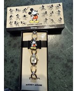 Vintage Ladies Disney Mickey Mouse Rhinestones Watch - New - Retired - $2,565.92 MXN