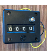 Simpson Model 104 Electro-Mechanical Counter, 12  VDC [e-01] - $275.97 MXN