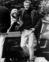 Steve McQueen in Bullitt Rare on Set Pose in Sports Jacket &amp; Chinos by Mustang 1 - £55.94 GBP