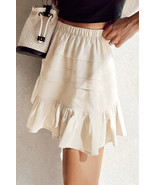 Beige Tiered Ruffled Hemline Elastic Waist Mini Skirt - $218.22 MXN