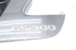 2006 LEXUS GS300 REAR TRUNK LID LICENSE PLATE FINISH PANEL TRIM MOLDING Q7765 image 5