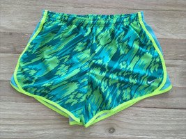 Nike Girls Tempo Dri-FIT Running Shorts Green Yellow Print  Lined Size XL - $18.00