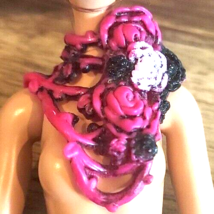 Ever After High Doll Briar Beauty Spring Unsprung Rose Collar Necklace S... - $187.97 MXN