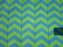 Vintage Crochet Handmade Afghan Green Blue Throw Blanket Chevron Zig Zag... - £31.43 GBP