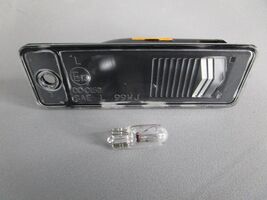 Genuine Jeep Grand Cherokee 1999-2004 License Plate Light Lamp w bulb 50... - $22.76