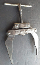 Large Drive Chain Clamp Link Puller Stand Tool 1&quot;-5&quot; Opening Vintage Mad... - $46.96