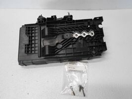 2013-2020 Ford Fusion Battery Mounting Tray With Bolts DG93-10723A - $641.86 MXN