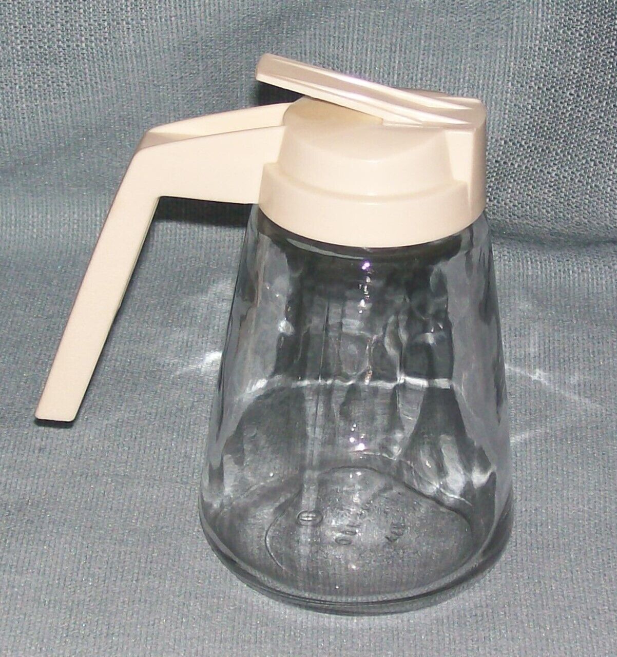 Vtg GEMCO Clear Glass SYRUP PITCHER /Creamer-Ivory White Plastic Handle ... - $5.95