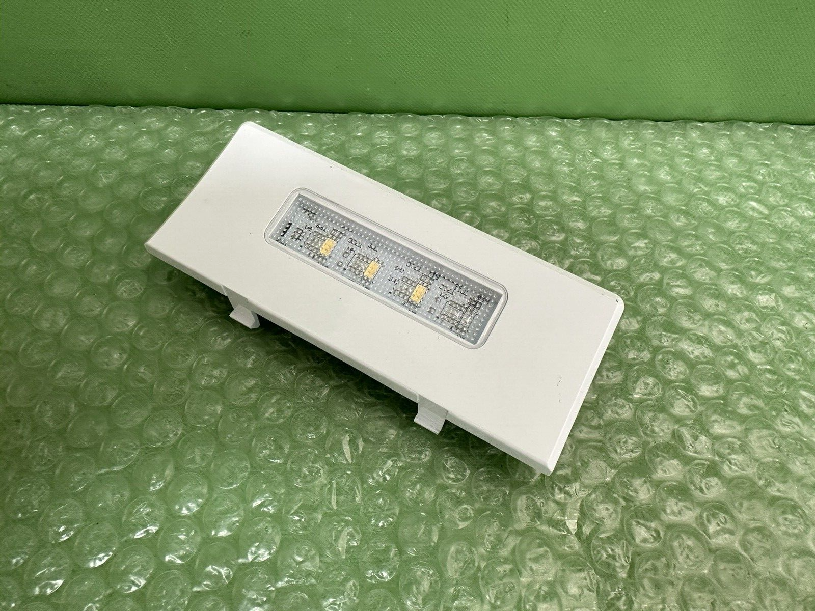 W10492487  Kenmore Whirlpool Refrigerator Ice Maker LED Assembly - $18.58