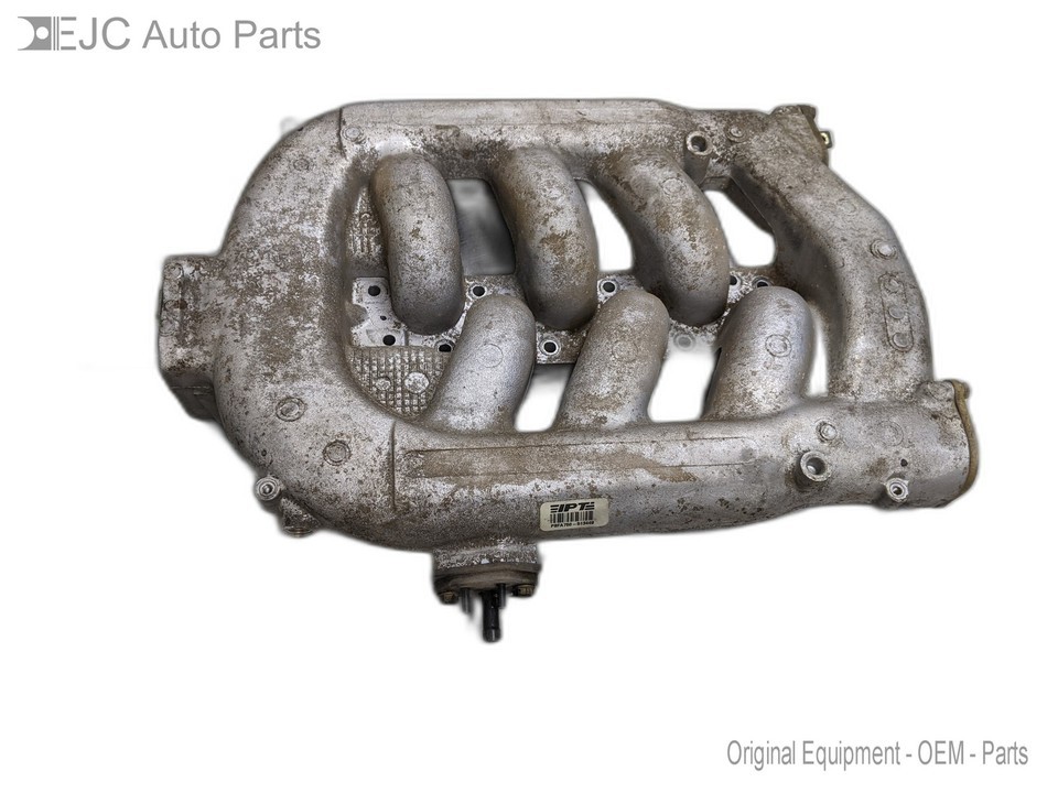 Upper Intake Manifold From 2000 Honda Odyssey  3.5 P8F-1PT3 - $83.11