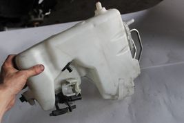03-06 w211 MERCEDES E350 E320 WINDSHIELD WIPER FLUID RESERVOIR TANK ASSY M1334 image 9