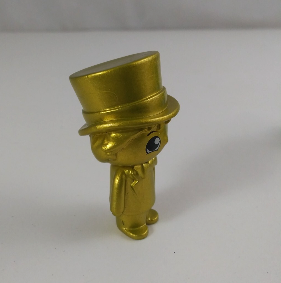 Ryan's World Road Trip Gold Ryan Wearing Suit & Top Hat 2" Toy Figure Item image 2