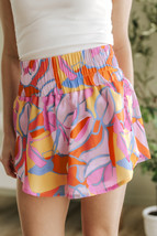 Purple Abstract Print Smock Waist Casual Shorts - $197.21 MXN