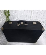 Vintage 1960s Black Hard Shell Suitcase Trunk with Keys – Retro Luggage - $1,489.08 MXN