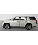 White 2017 Cadillac Escalade Welly 1/24 Diecast Car Pre-Owned - $24.95