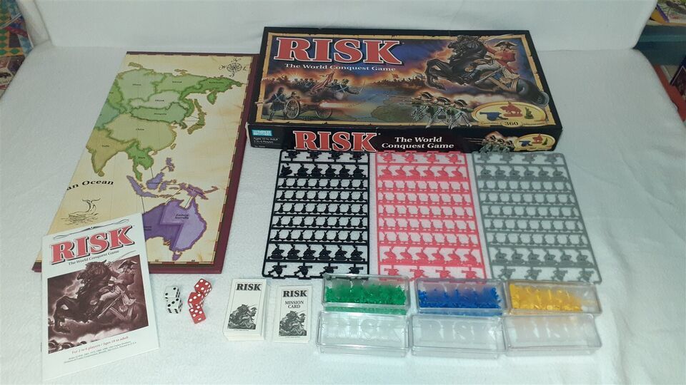 Risk World Conquest Game 1993 Parker Brothers [100% COMPLETE] NICE! UNPLAYED! - $17.00