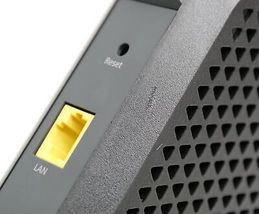 NETGEAR CM1000V2 Nighthawk DOCSIS 3.1 Cable Modem (Good) image 5