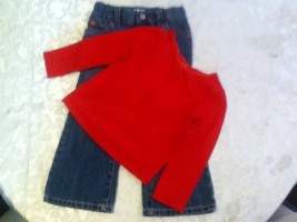 Girl-Lot of 2-Size 24 mo.-Garanimals-top-Size 2T-Old Navy-jeans-Valentin... - £10.46 GBP