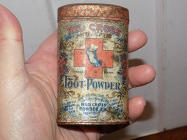 Vintage Red Cross Foor Powder Tin - $1,219.72 MXN