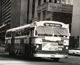 Chicago Transit Authority CTA Bus #8282 Route 66 Chicago-Mayfield Photo Gilbey&#39;s - $9.49