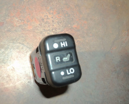 1996-1998 Acura TL &gt;&lt; Console Switch &gt;&lt; Heated Seat Switch &gt;&lt; Right - $10.88