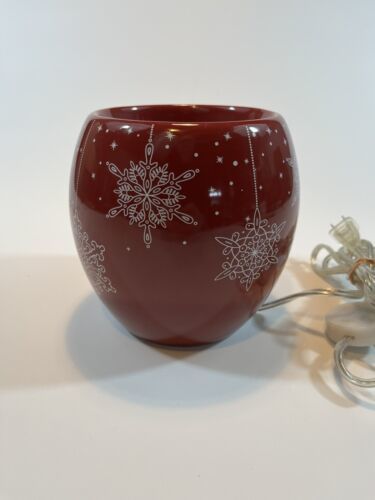 Yankee Candle SPW-60 Red Snowflake Wax Warmer Electric Pod Christmas The... - $14.99