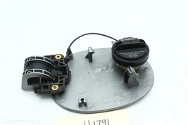 2003-2008 INFINITI FX35 FX45 EXTERIOR FUEL DOOR COVER LID WITH GAS CAP H1791 image 6